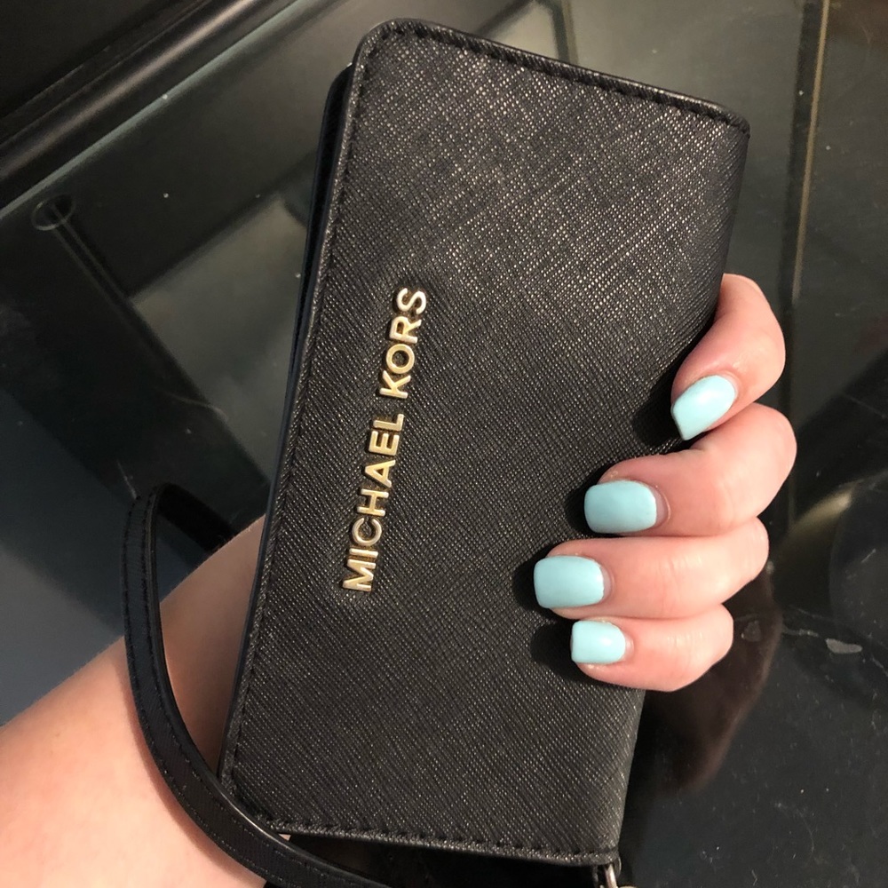 Michael Kors wristlet